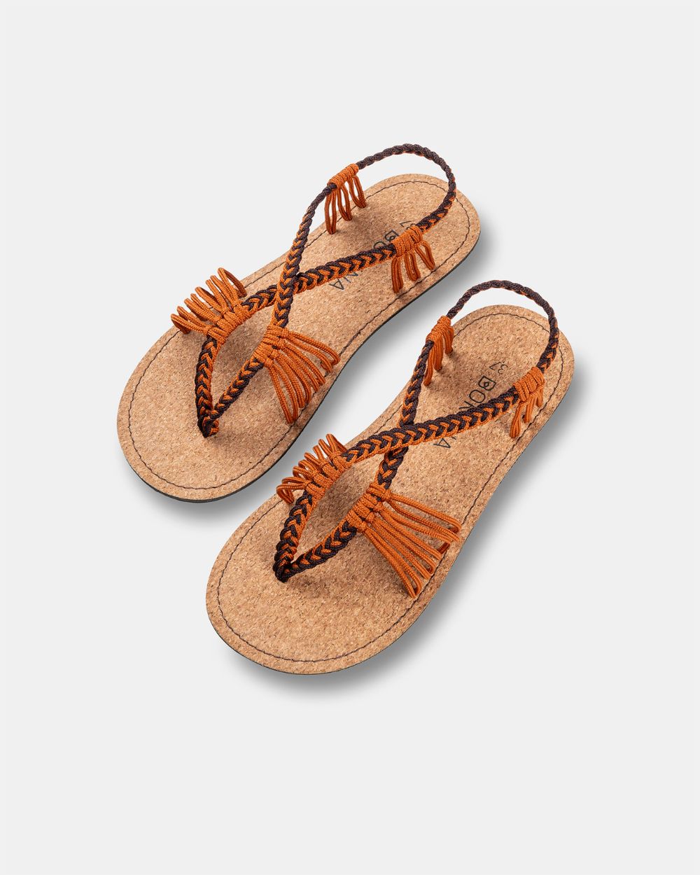 TOUCH WIDE – Caramel Brown